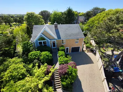 2 Tinys Way, Provincetown MA