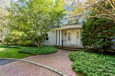 140 Seapuit Road, Barnstable MA — view 3