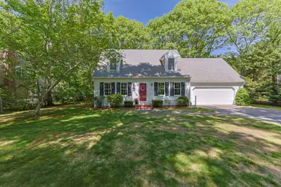 38 Easterly Drive