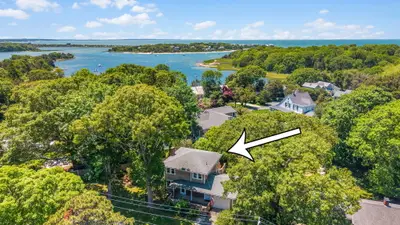 20 Quaker Road, Falmouth MA — view 2