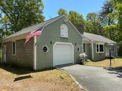 434 W Yarmouth Road, Yarmouth MA — view 2