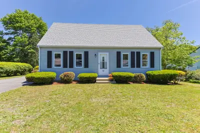 10 Antlers Shore Drive, Falmouth MA — view 3