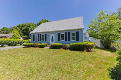 10 Antlers Shore Drive, Falmouth MA — view 4