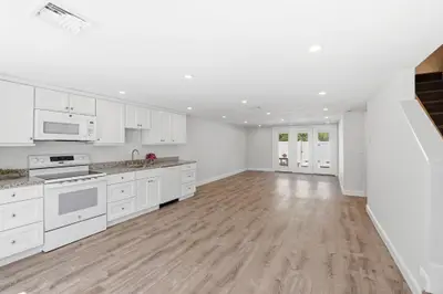 66 Pine Valley Drive, Unit 66/aka 27a