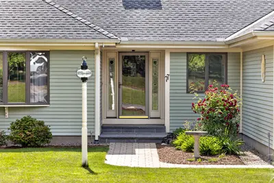 77 Ennsbrook Drive