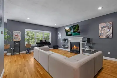 11 Dawe Lane, Bourne MA — view 5
