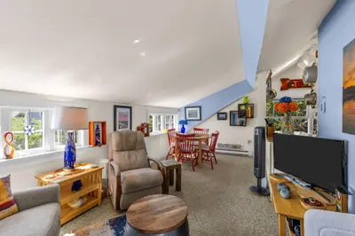 15 Cottage Street, Unit 8, Provincetown MA — view 5