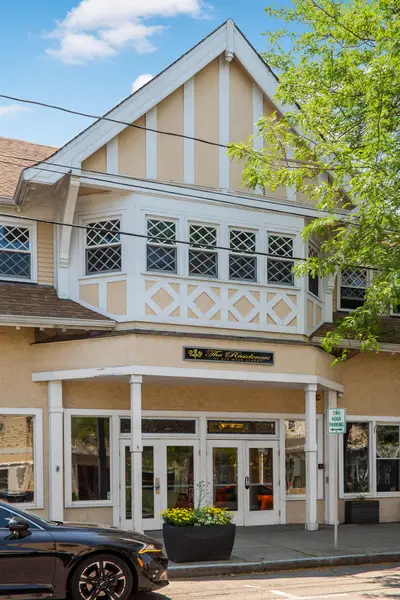 615 Main Street, Unit 11, Barnstable MA