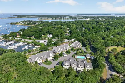 1090 Shore Road, Unit 13, Bourne MA