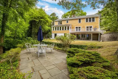 8 Winstons Path, Dennis MA — view 3