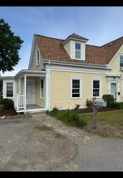 21b Pleasant Street, Unit 8