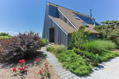 47 Fishermans Road, Truro MA