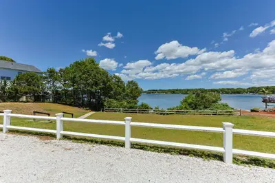 166 James Circle, Mashpee MA — view 4