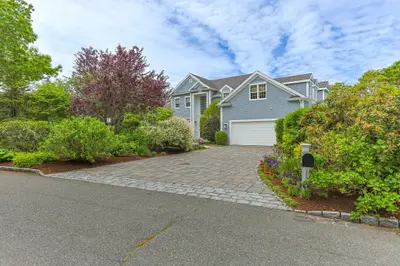 8 Bowsprit Point, Mashpee MA — view 4