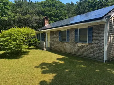 11 Bayberry Lane