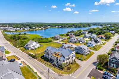 70 Menauhant Road, Falmouth MA — view 3
