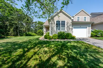 68 Leisure Green Drive, Unit 68, Mashpee MA