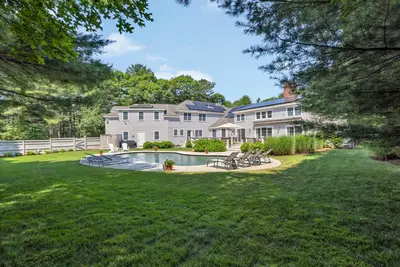 72 Highwood Way, Mashpee MA — view 3