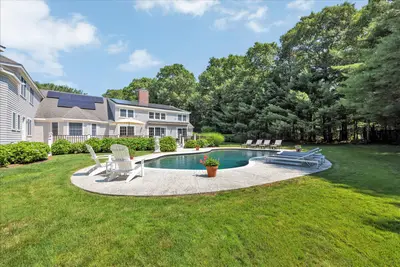 72 Highwood Way, Mashpee MA — view 4