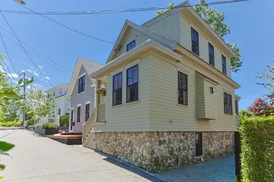24 Cottage Street, Provincetown MA — view 2