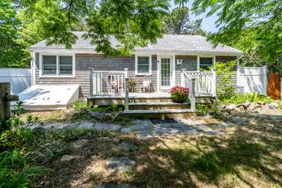 110 Wixom Avenue, Wellfleet MA — view 2