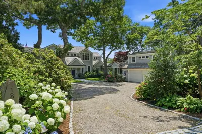 181 Daniels Island Road, Mashpee MA — view 4