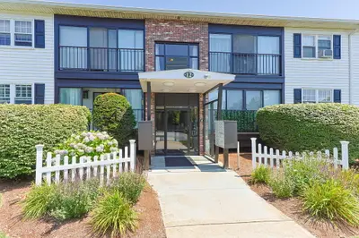 12 Candlewood Lane, Unit Apt 1-7, Dennis MA