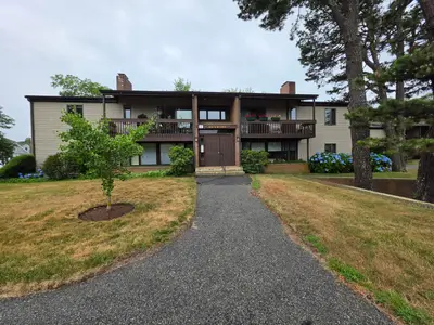 58 Old Colony Way, Unit A