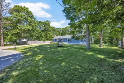 25 Nancy Lane, Barnstable MA — view 2