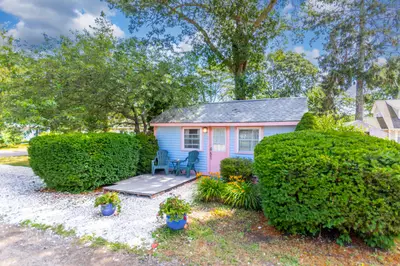 9 Bells Neck Road, Unit Apt 5