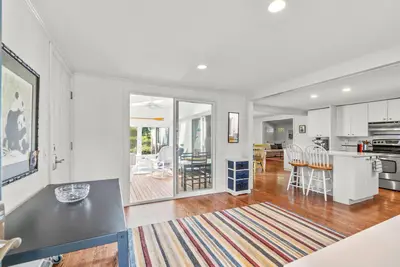 864 W Yarmouth Road, Yarmouth MA — view 5