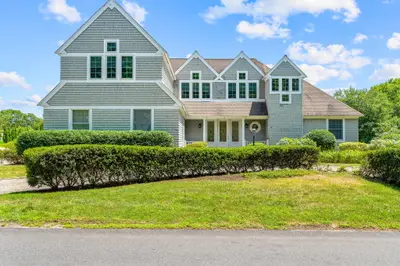 14 Glenneagle Drive