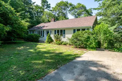 100 Farmersville Road, Sandwich MA — view 4