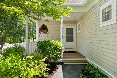 9 Blue Meadow Court, Unit 9, Bourne MA