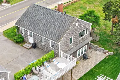 424 Grand Avenue, Falmouth MA — view 3
