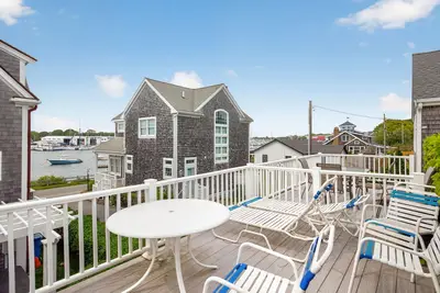 424 Grand Avenue, Falmouth MA — view 4