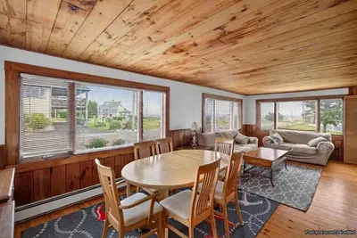 424 Grand Avenue, Falmouth MA — view 5