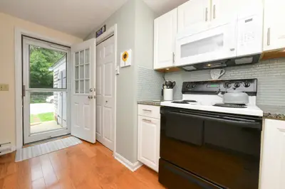 3b Village Green Drive, Bourne MA — view 3