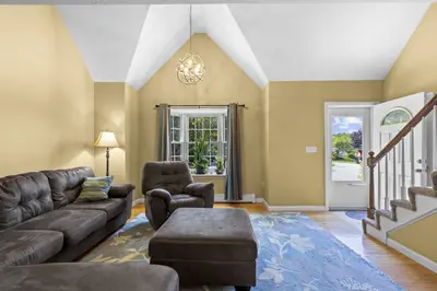29 Sheffield Place, Mashpee MA — view 3