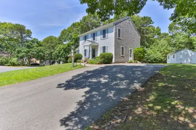 36 Waltham Circle, Yarmouth MA — view 4