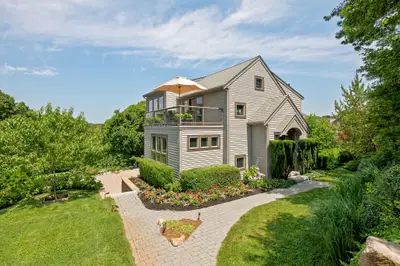 20 Bayberry Avenue, Provincetown MA — view 3