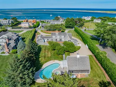 153 Shore Road