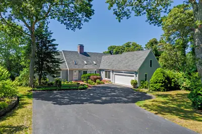4 Maureens Way, Dennis MA — view 2