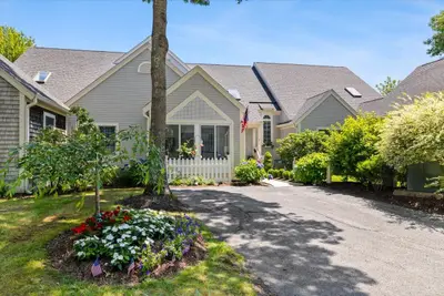 7 Gold Leaf Lane, Unit 7, Mashpee MA — view 2