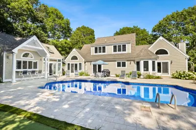 13 Driftwood Circle, Mashpee MA