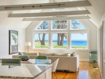 43 Sengekontacket Road, Oak Bluffs MA — view 5