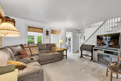 643 Main Street, Harwich MA — view 4
