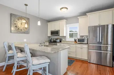 637 Gifford Street, Unit 15b, Falmouth MA — view 3