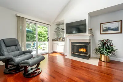 2 Mainsail Circle, Mashpee MA — view 5