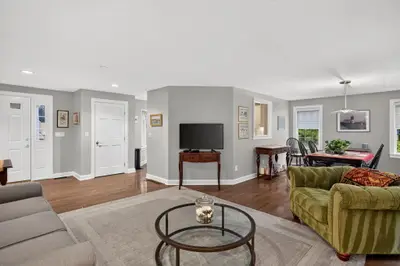 8 Elizabeth Circle, Unit 8, Mashpee MA — view 5